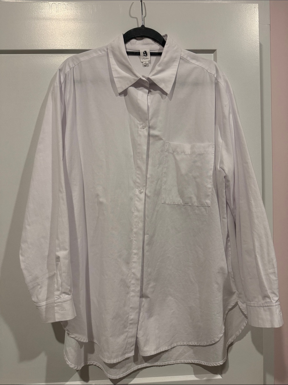 FLAWLESS White Women’s Long-Sleeve Button-Up Shirt